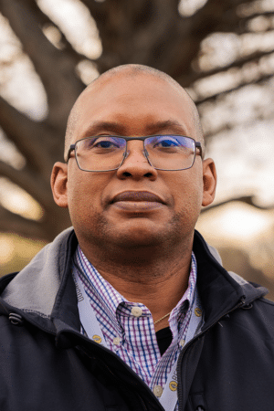 Tony Martin headshot