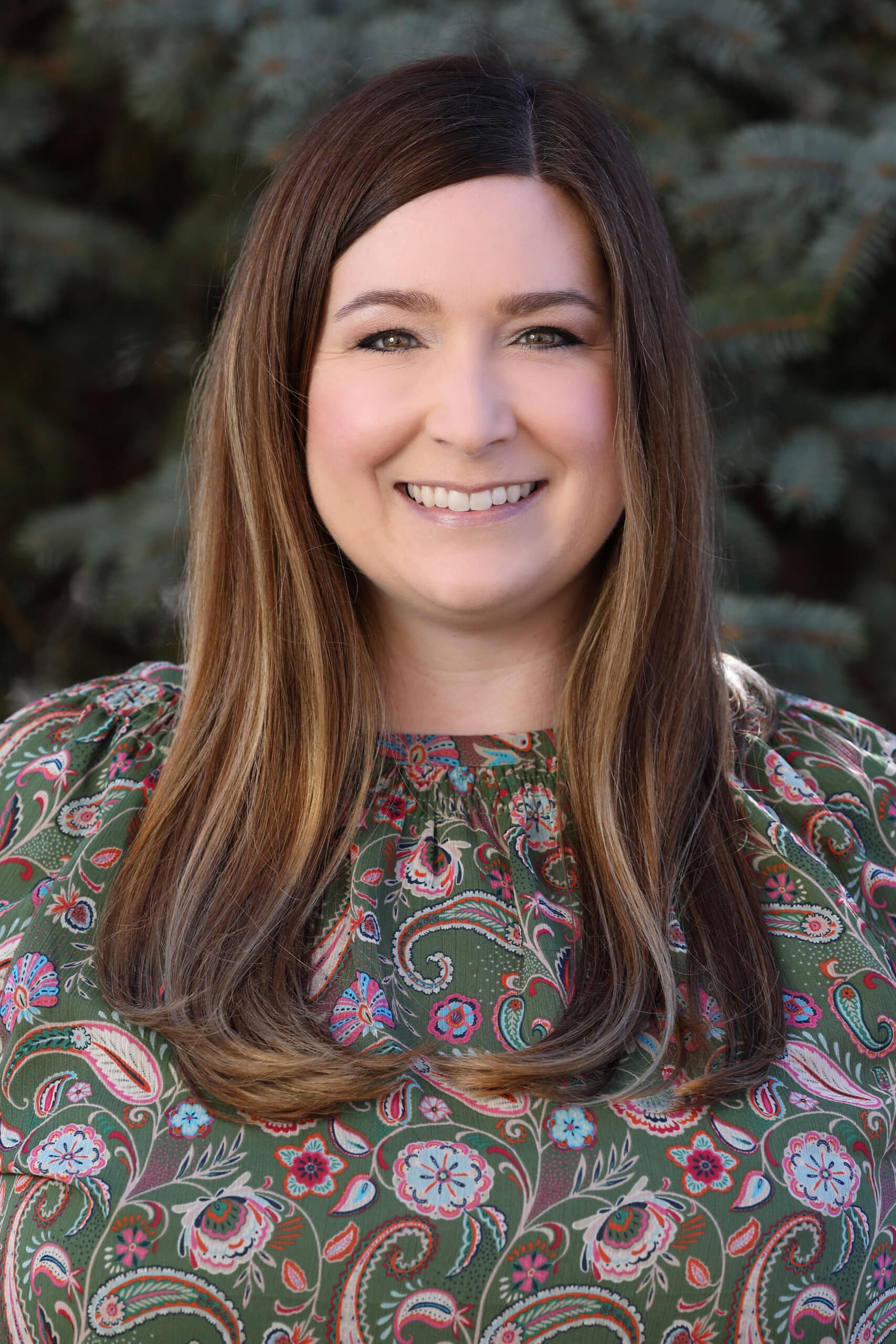 Megan Veseling Headshot